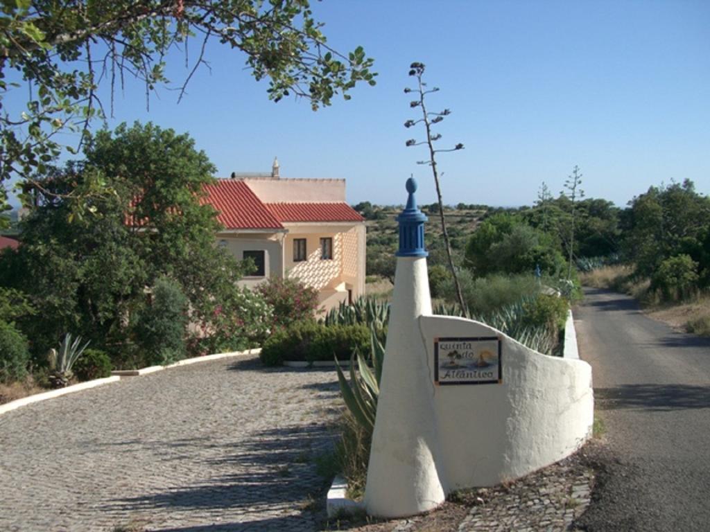 Quinta Do Atlantico Hotel Santa Barbara de Nexe Exterior photo